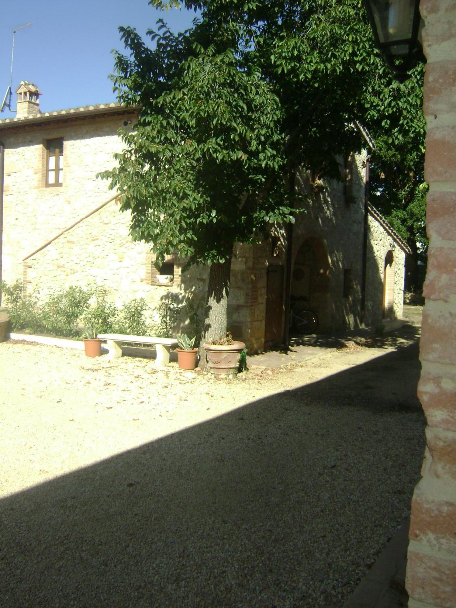 Agriturismo La Segolina กอลเลวัลเดลซา ภายนอก รูปภาพ